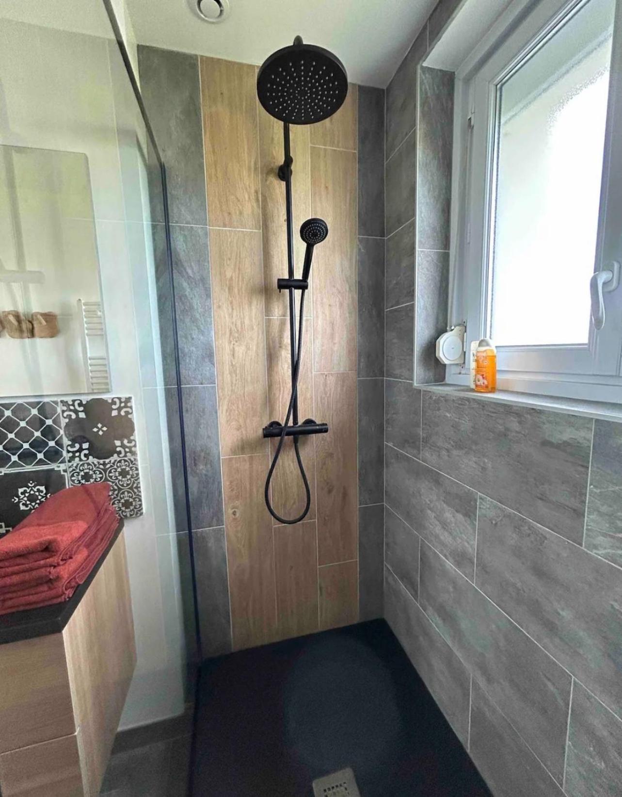 Superbe Appartement Refait A Neuf モルレー エクステリア 写真