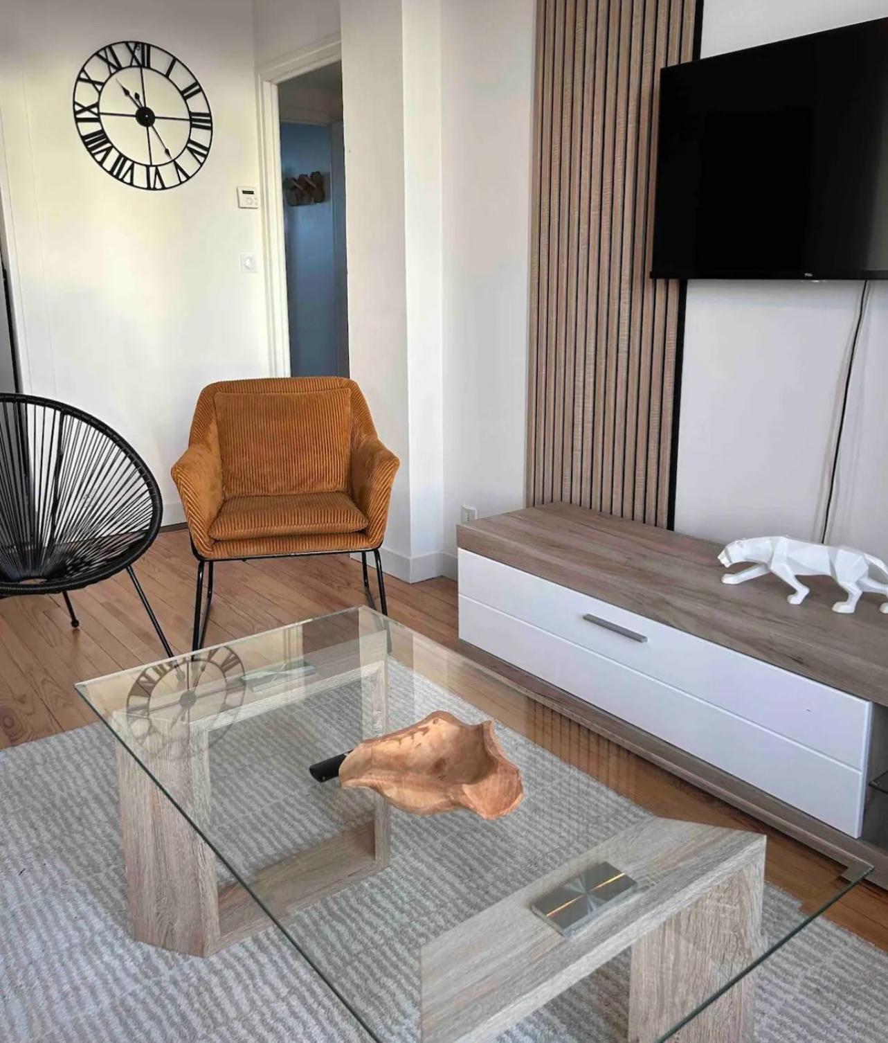 Superbe Appartement Refait A Neuf モルレー エクステリア 写真